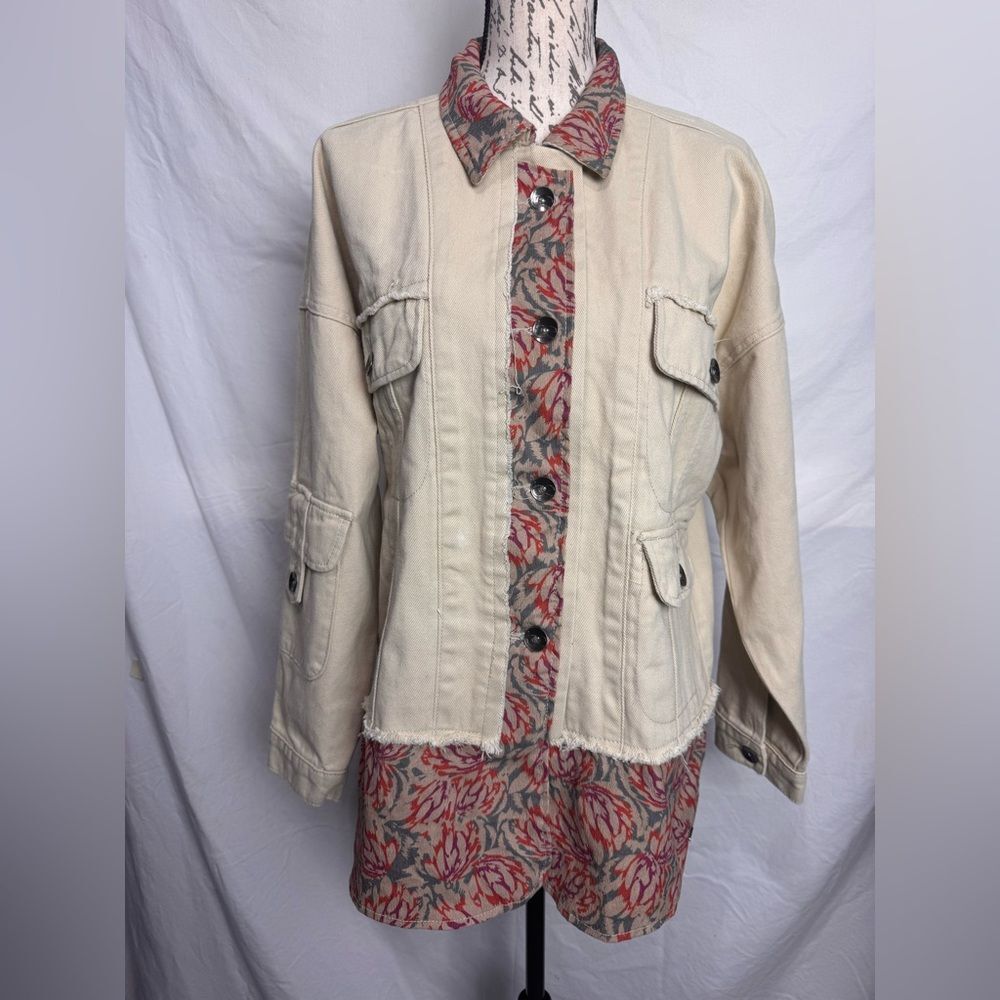 UMBRALE Beige Denim Shacket with Colorful Carpet Bag Material Hi-Low Hem Size M